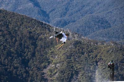 250810TH_112_display